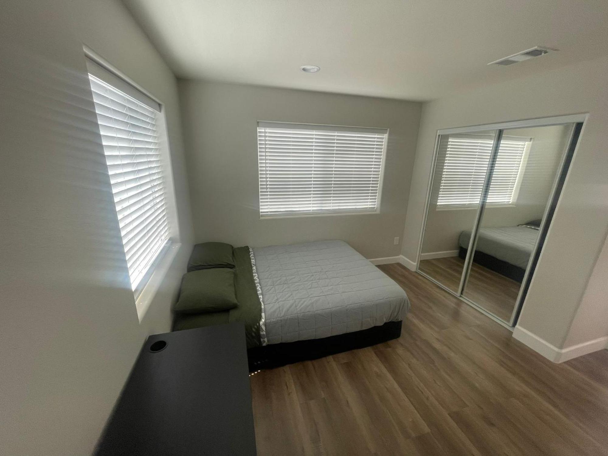 Auberge de jeunesse House Downtown Oc Santa Ana Extérieur photo